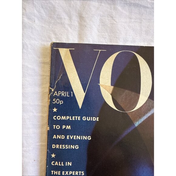 BRITISH VOGUE - April, 1976 - Picture 2 of 8